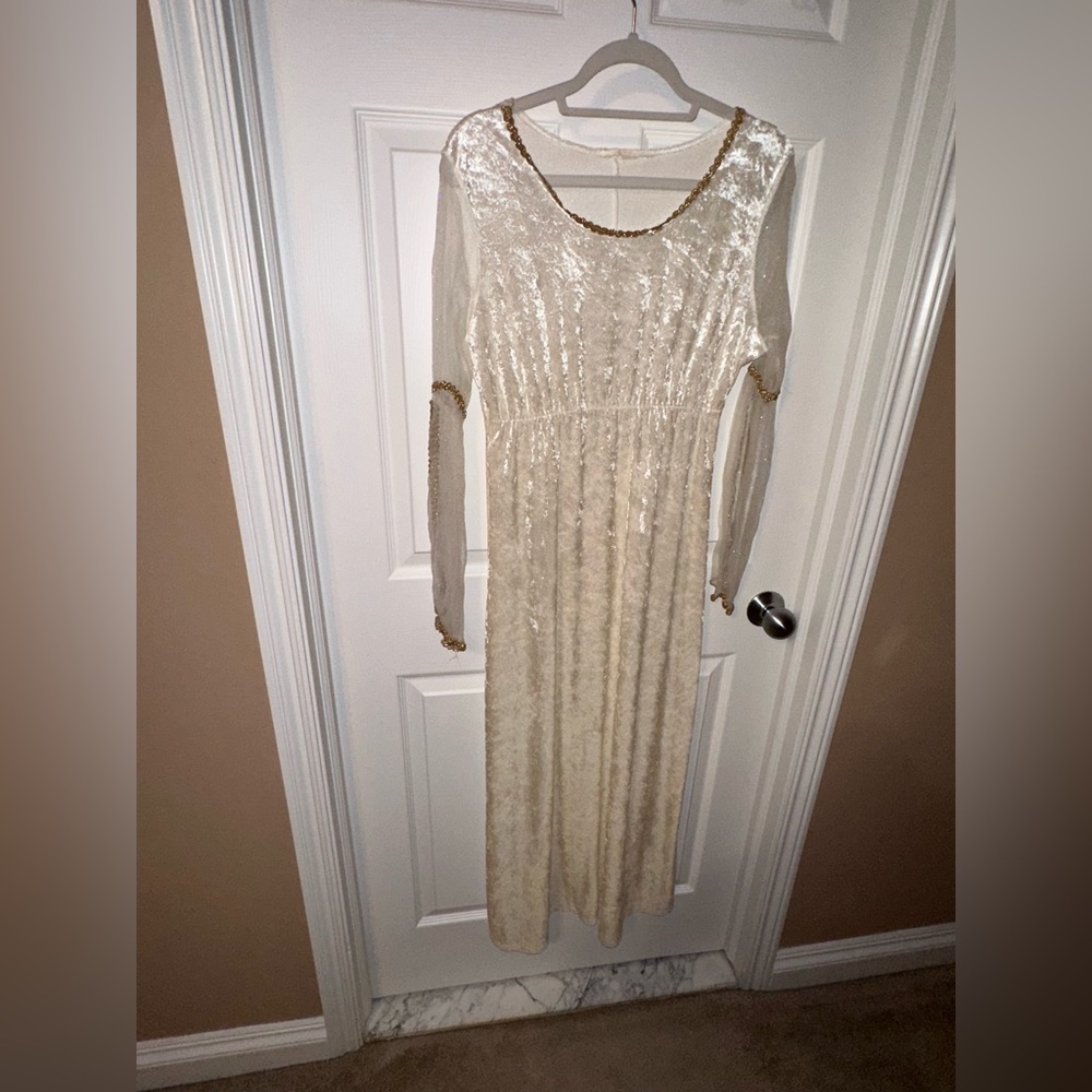 Angel costume (no wings)